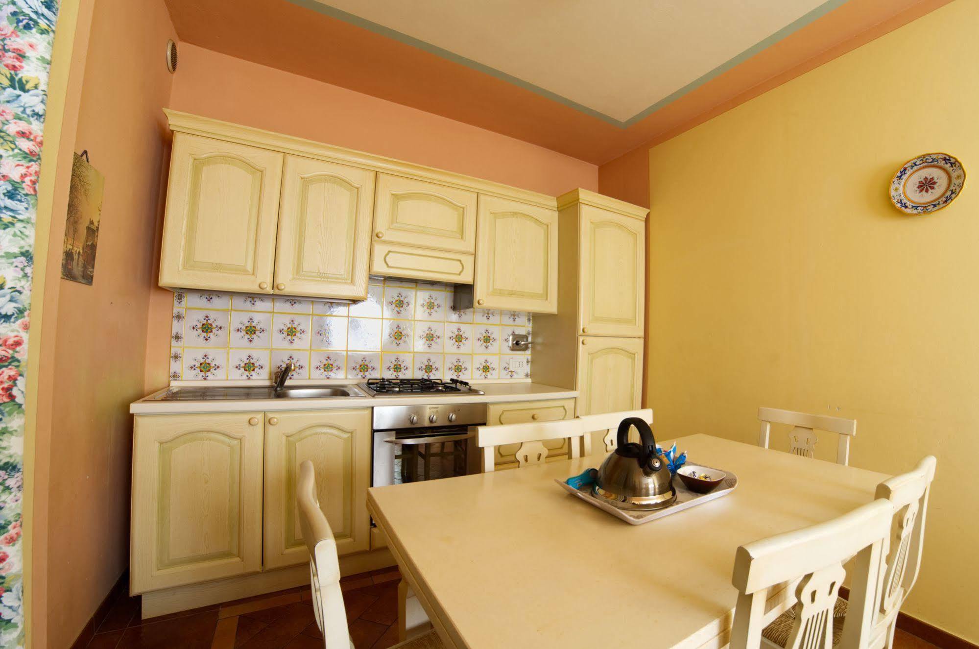 Residenze L'Uncinaia Holiday House Perugia Exterior foto